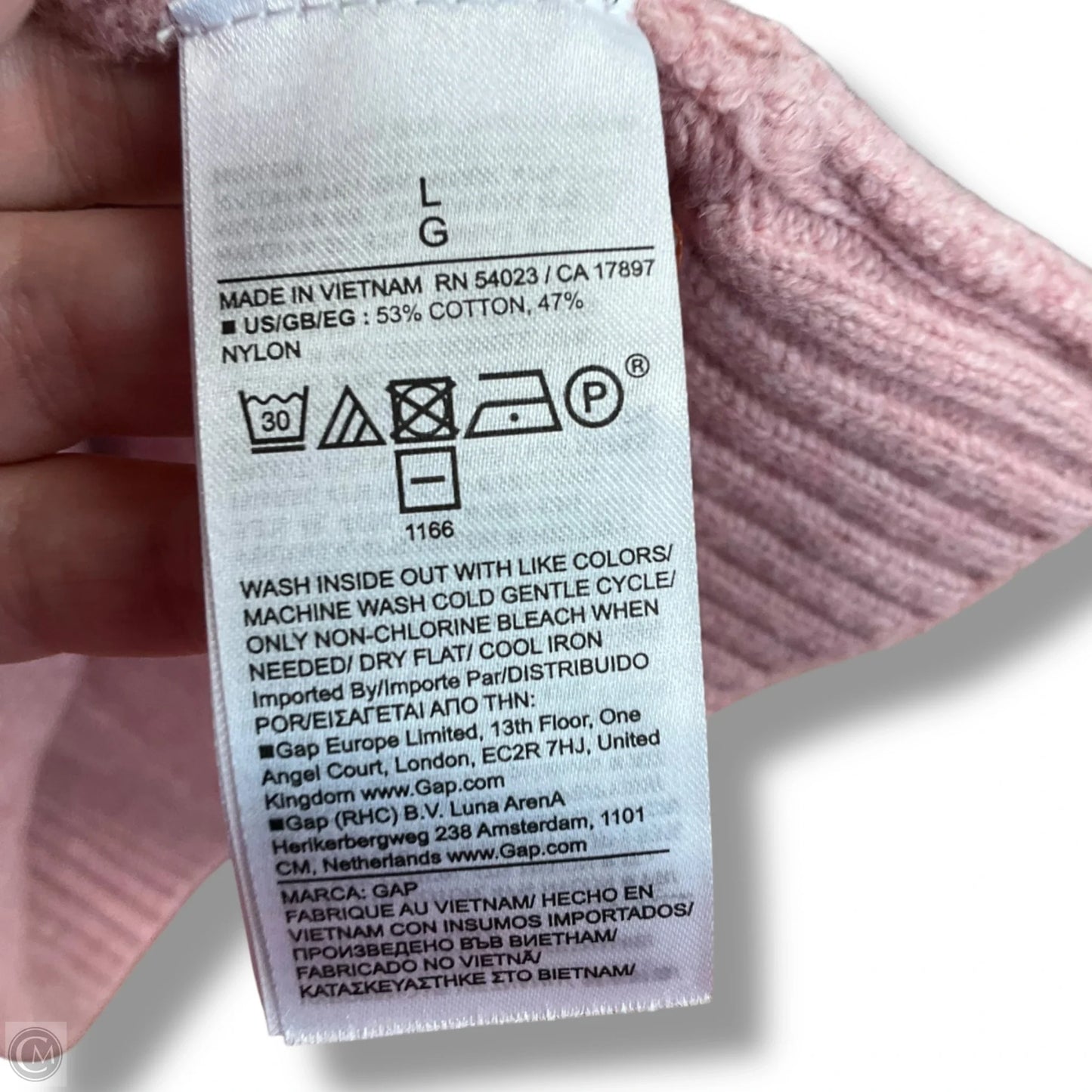 Sweater By Gap In Pink, Size: L