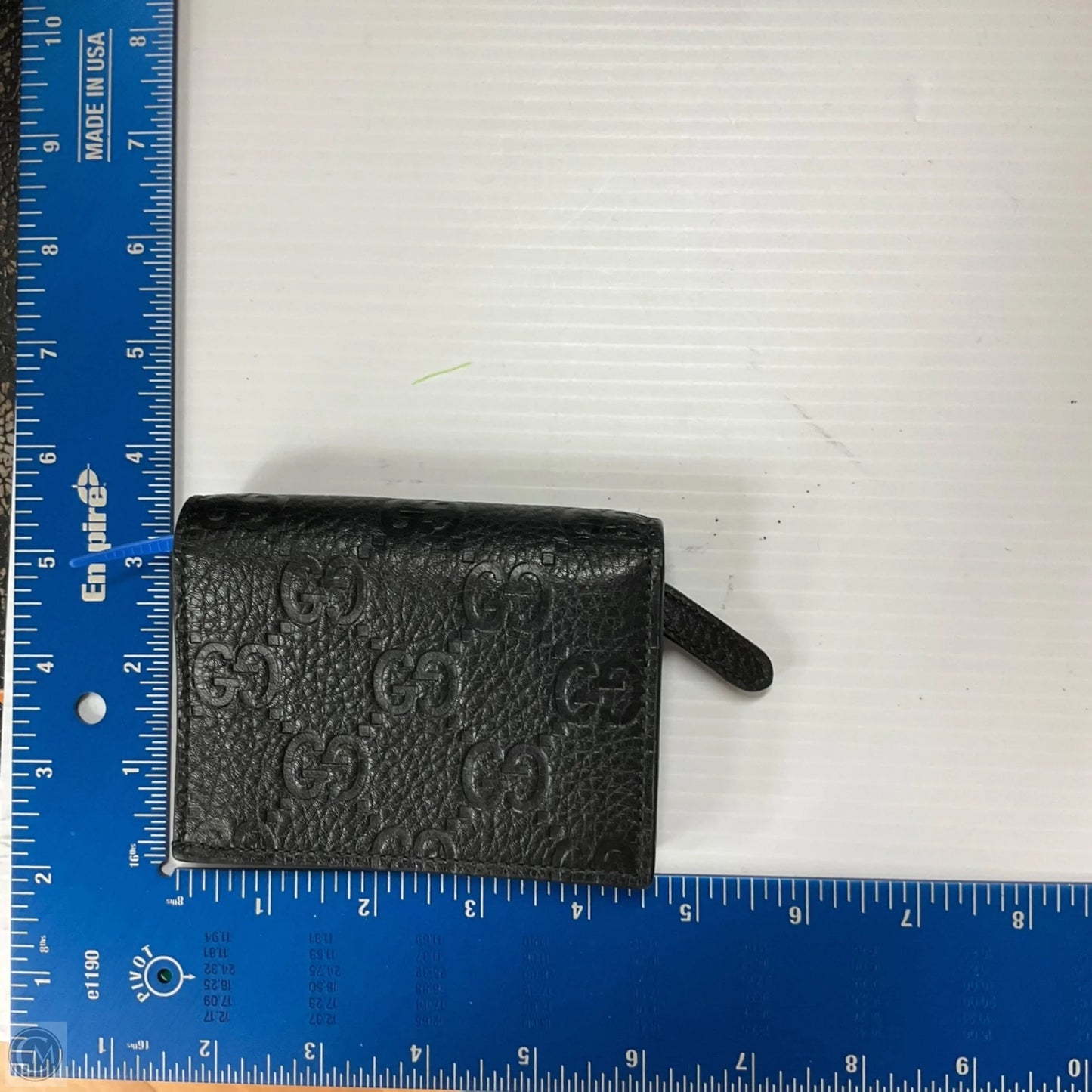 Wallet Luxury Designer By Gucci, Size: Small