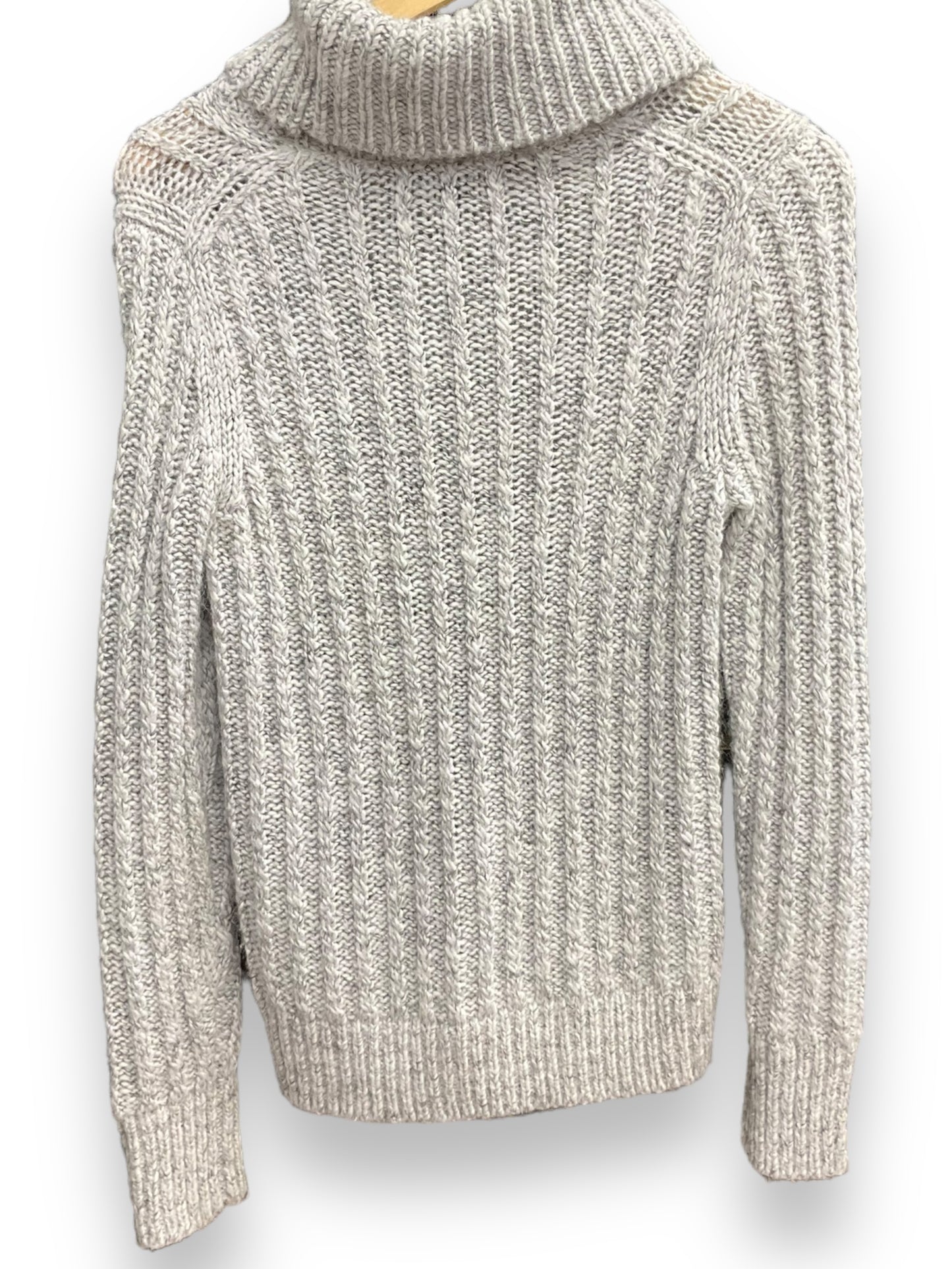 Sweater By Banana Republic In Grey, Size: M