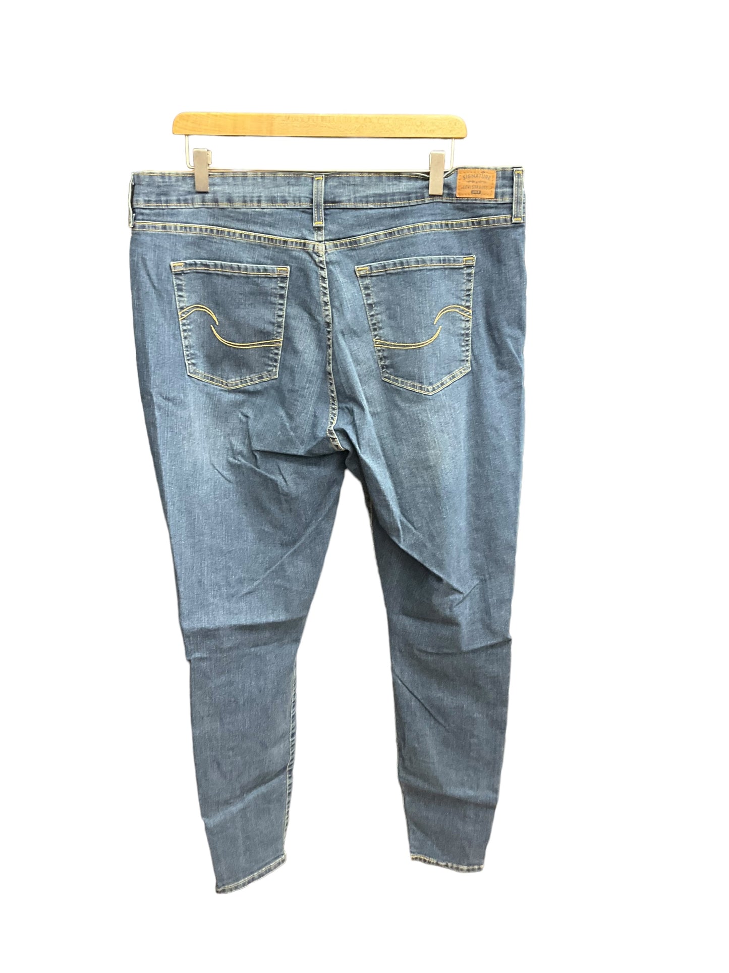 Jeans Skinny By Levis In Blue Denim, Size: 20