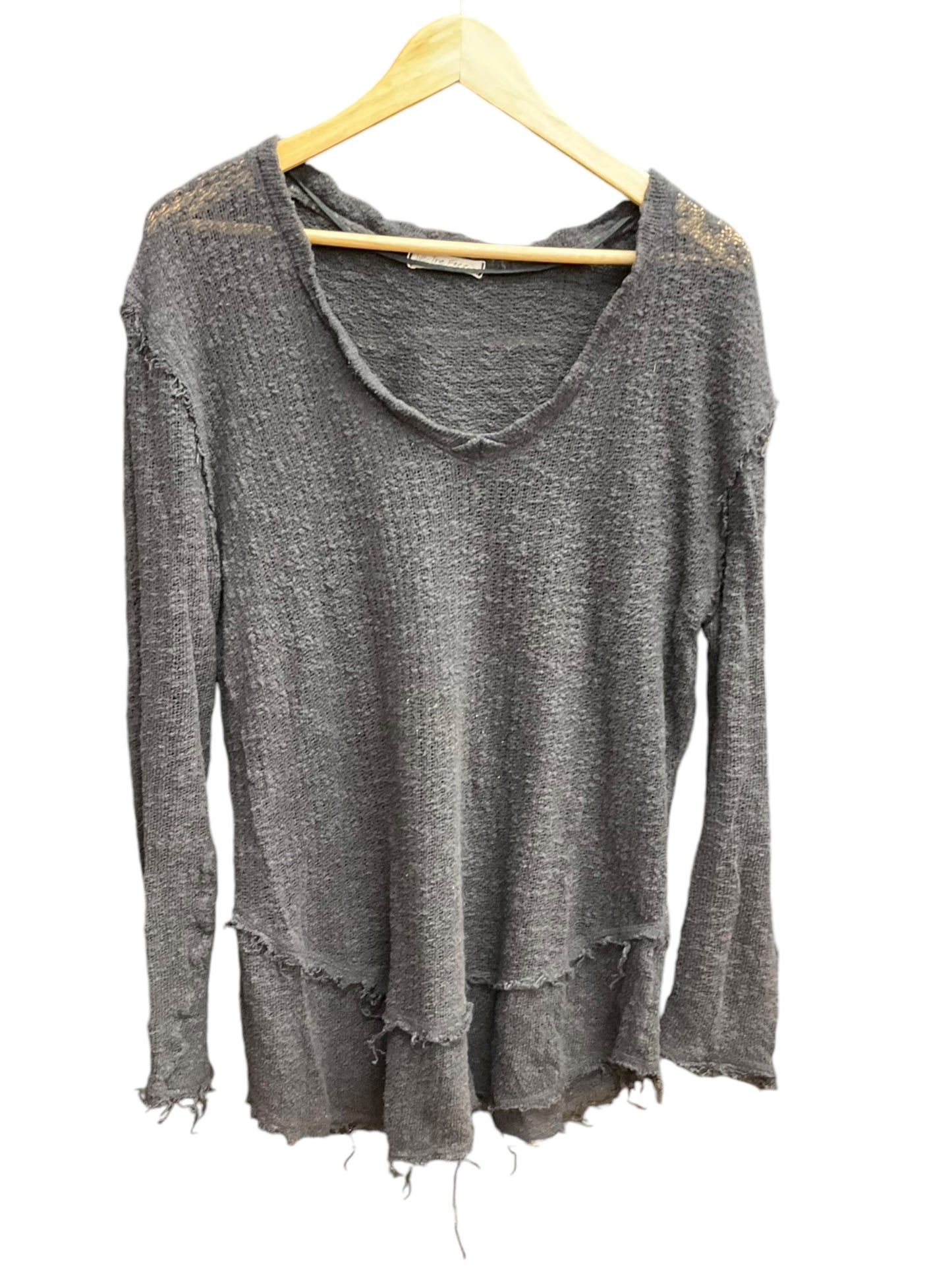 Top Long Sleeve By We The Free In Grey, Size: S