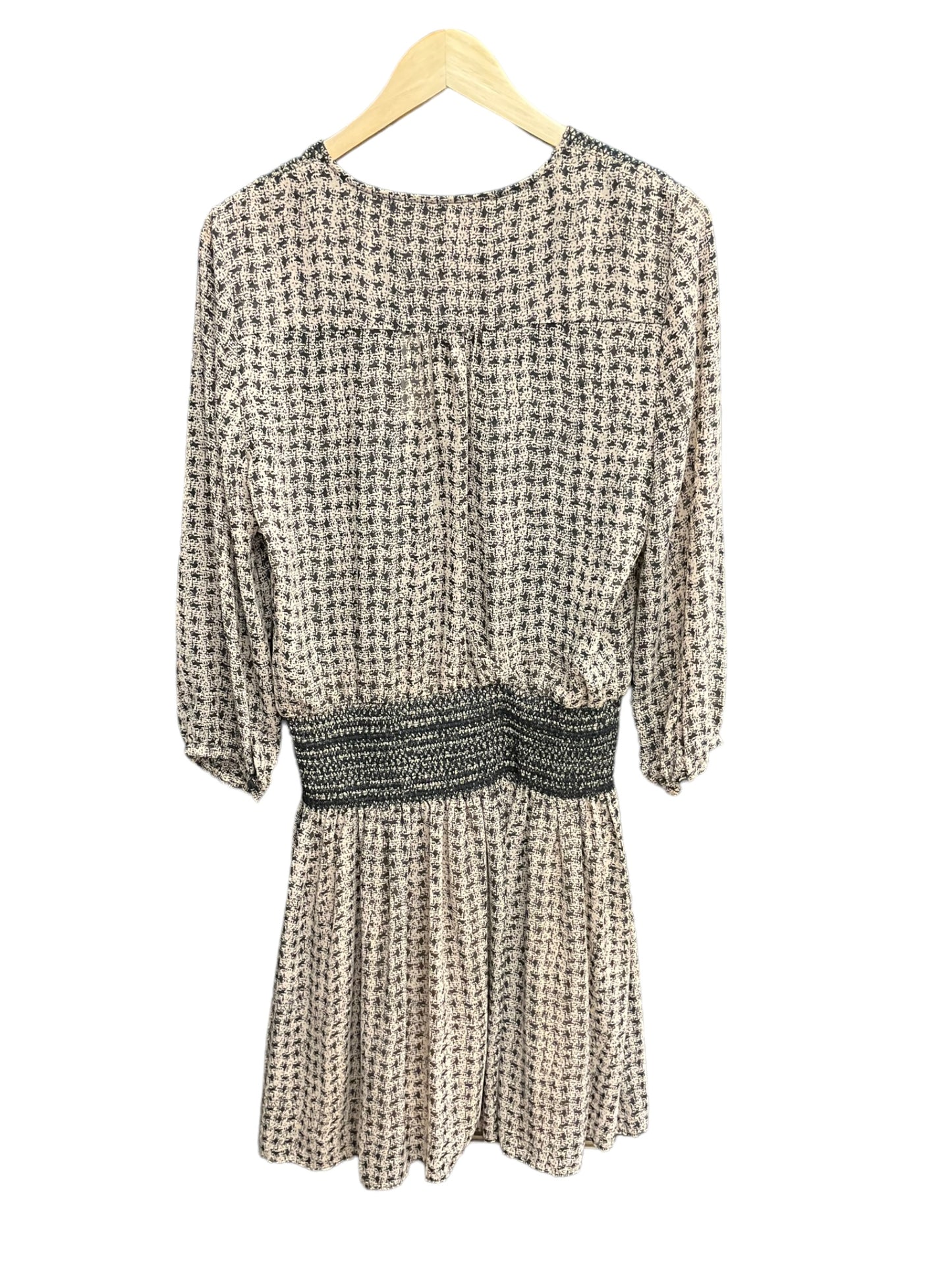 Dress Casual Short By Anthropologie In Checkered Pattern, Size: M