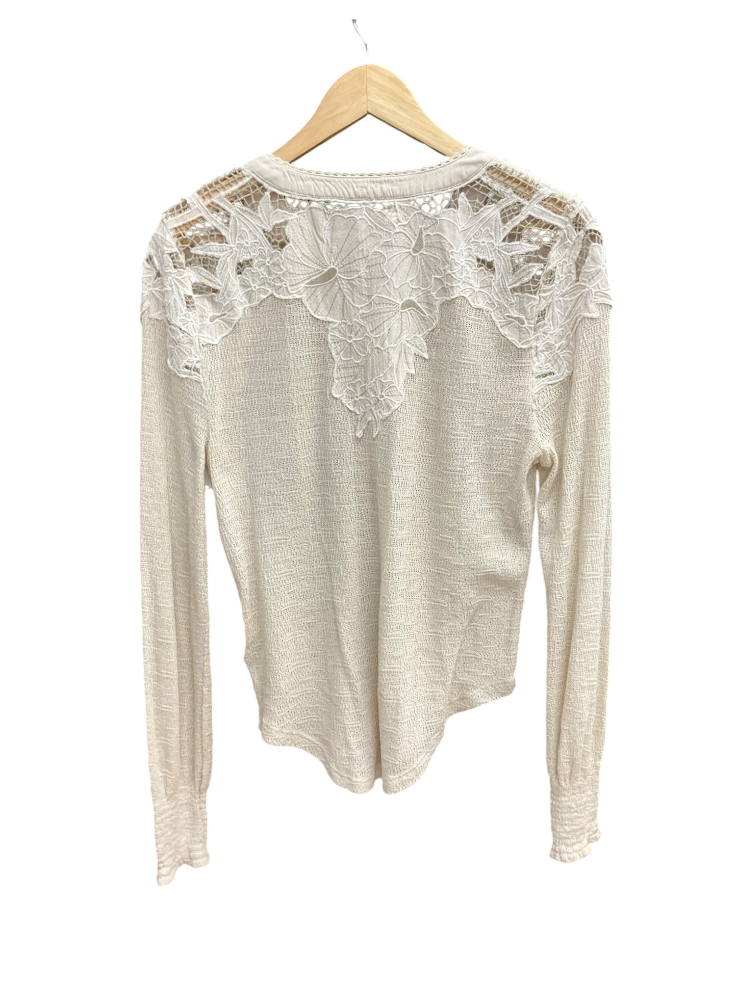 Top Long Sleeve By Free People In Cream, Size: L