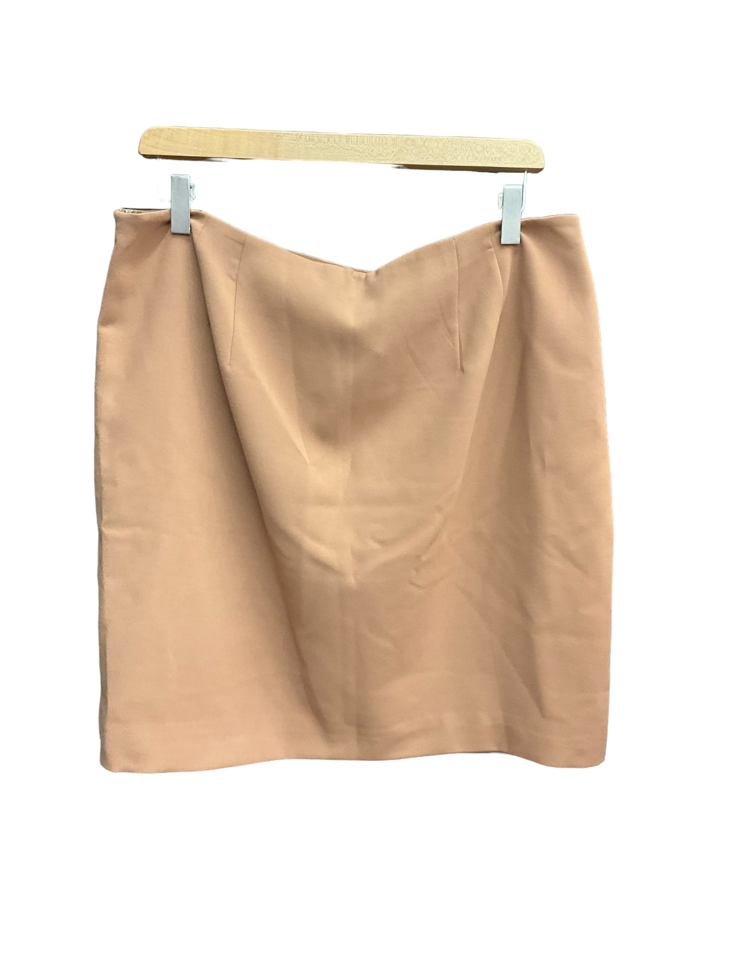 Tan Skirt Mini & Short White House Black Market, Size 14