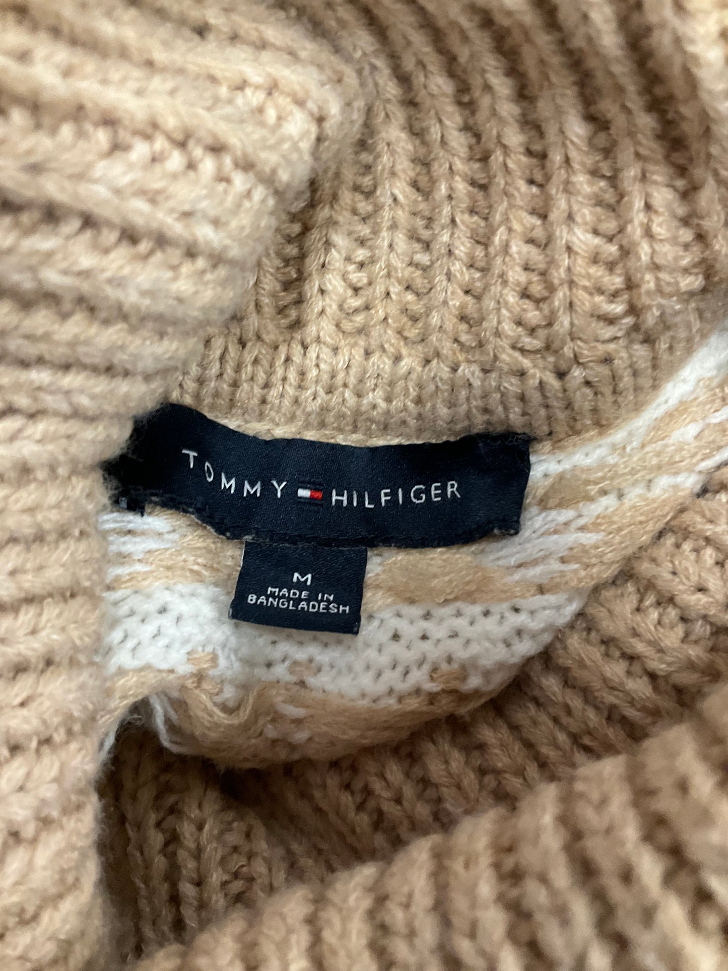 Sweater By Tommy Hilfiger In Beige, Size: M