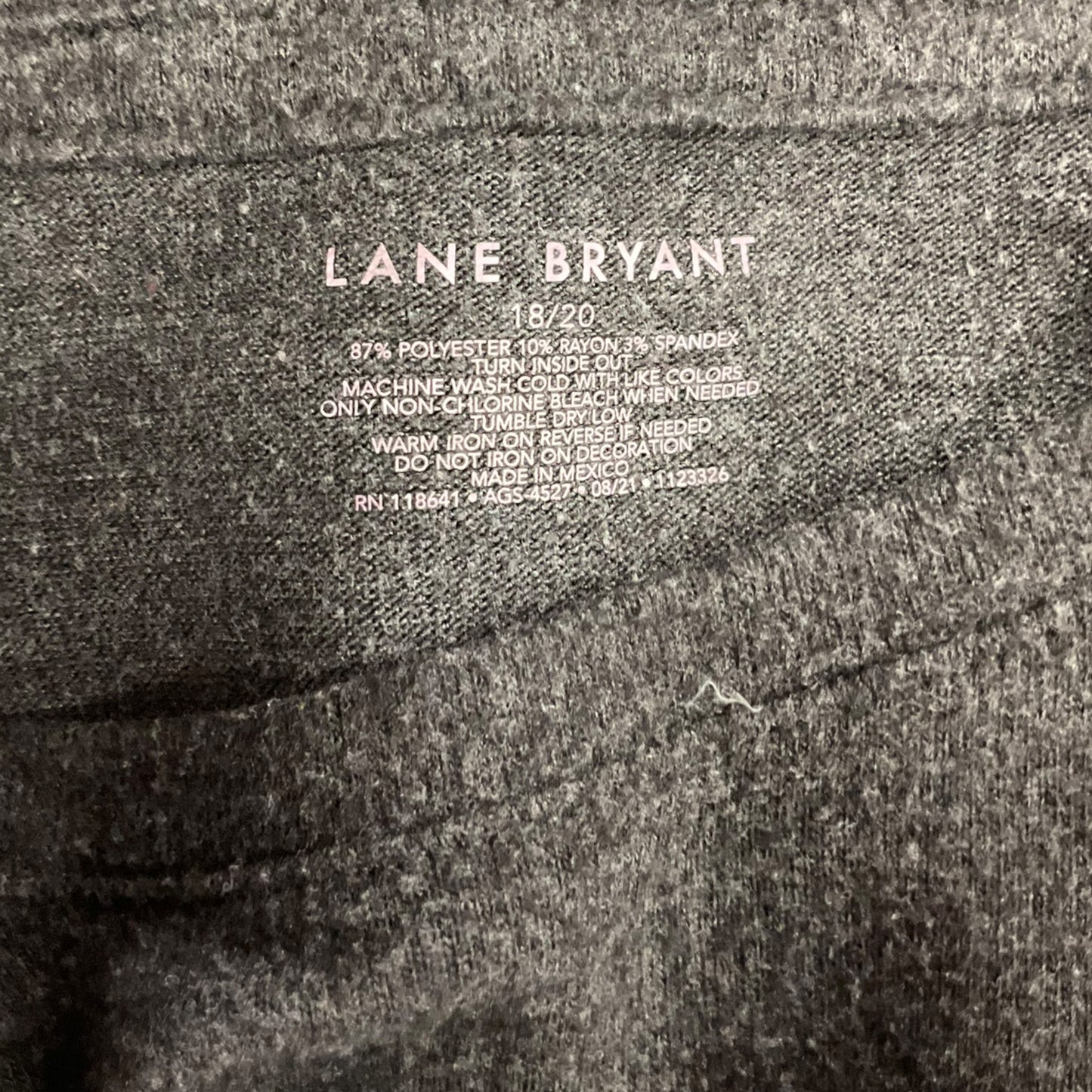 Top Long Sleeve By Lane Bryant In Grey, Size: 1x