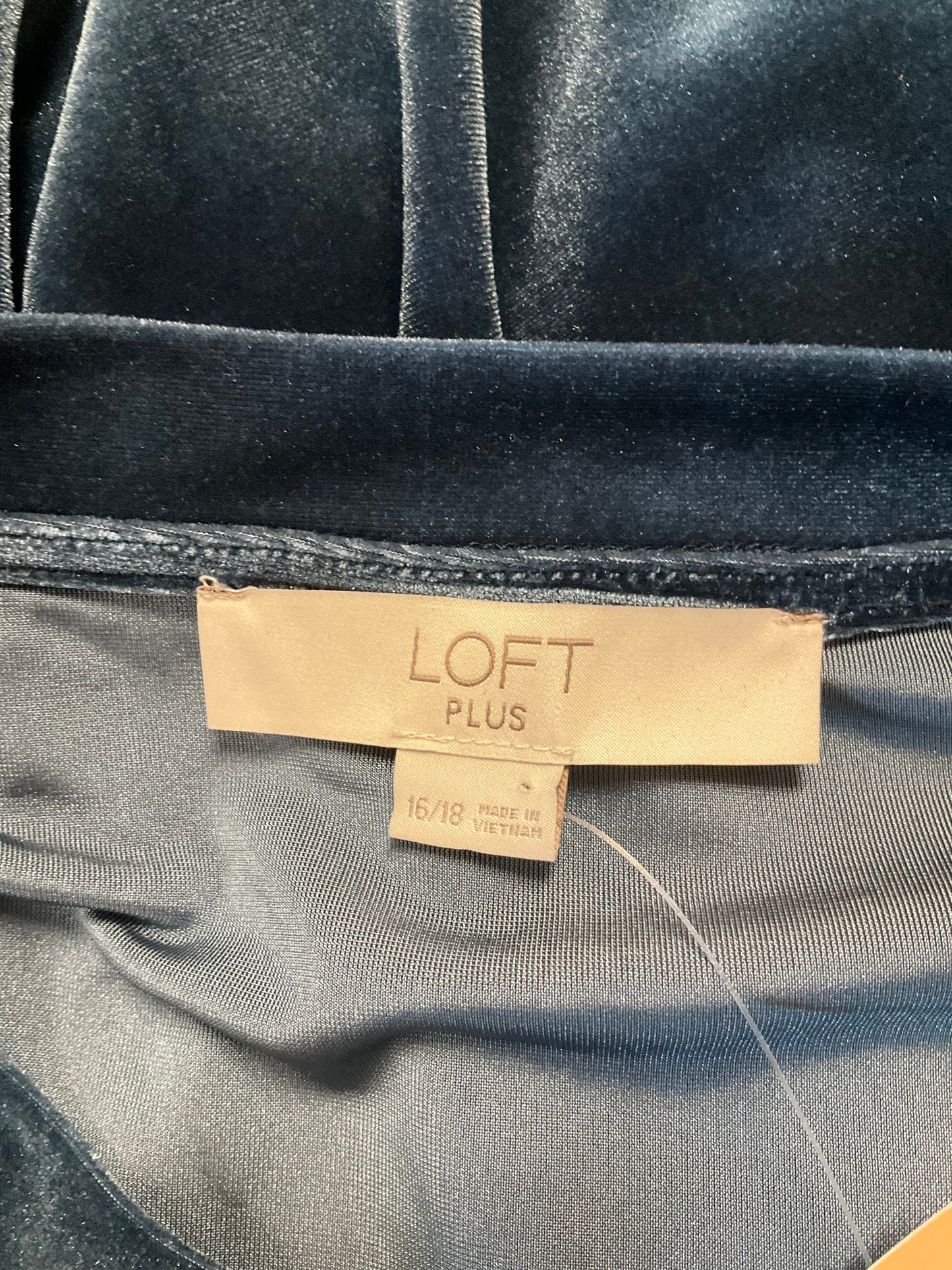 Top Long Sleeve By Loft  Size: Xxl