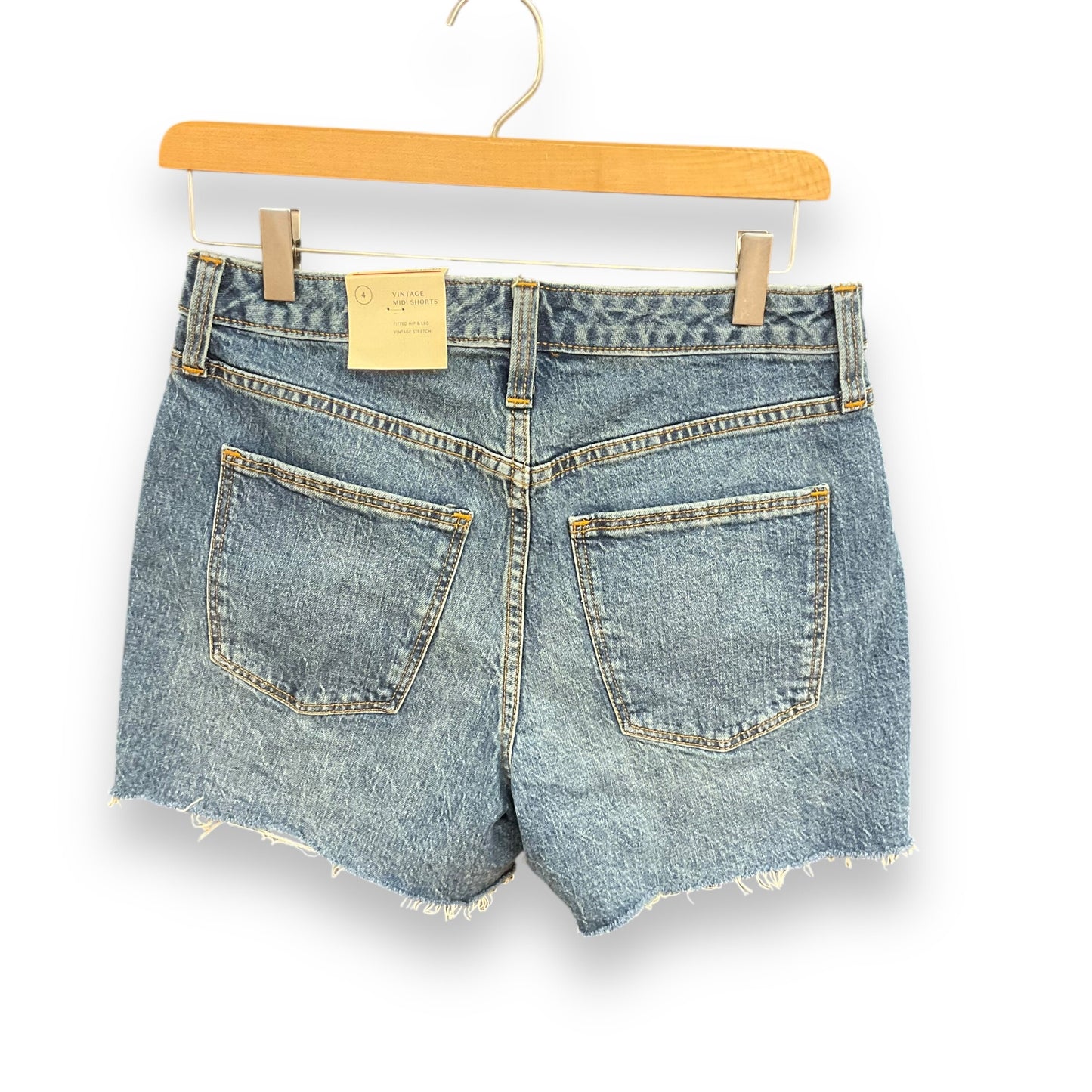 Shorts By Universal Thread  Size: 4