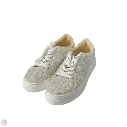 Shoes Sneakers By Betsey Johnson In White, Size: 9.5