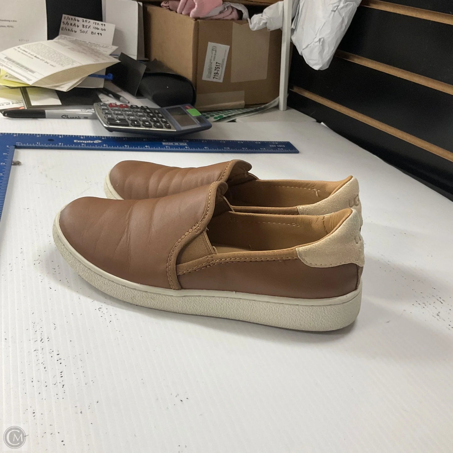 Shoes Designer By Ugg In Brown, Size: 6