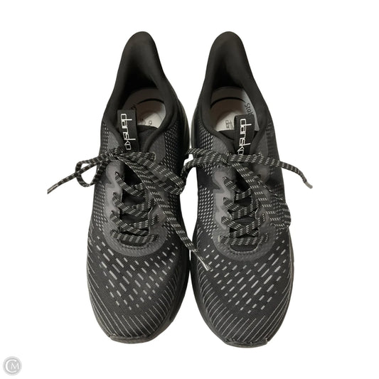 Shoes Athletic By Dansko In Black, Size: 7.5