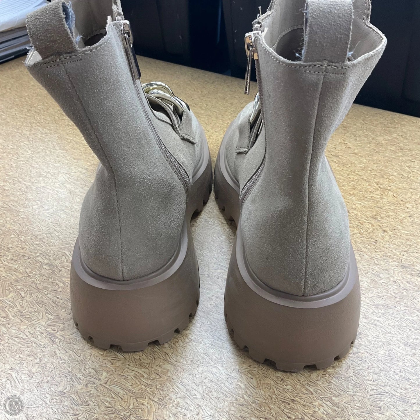 Boots Ankle Flats By Steve Madden In Beige, Size: 10