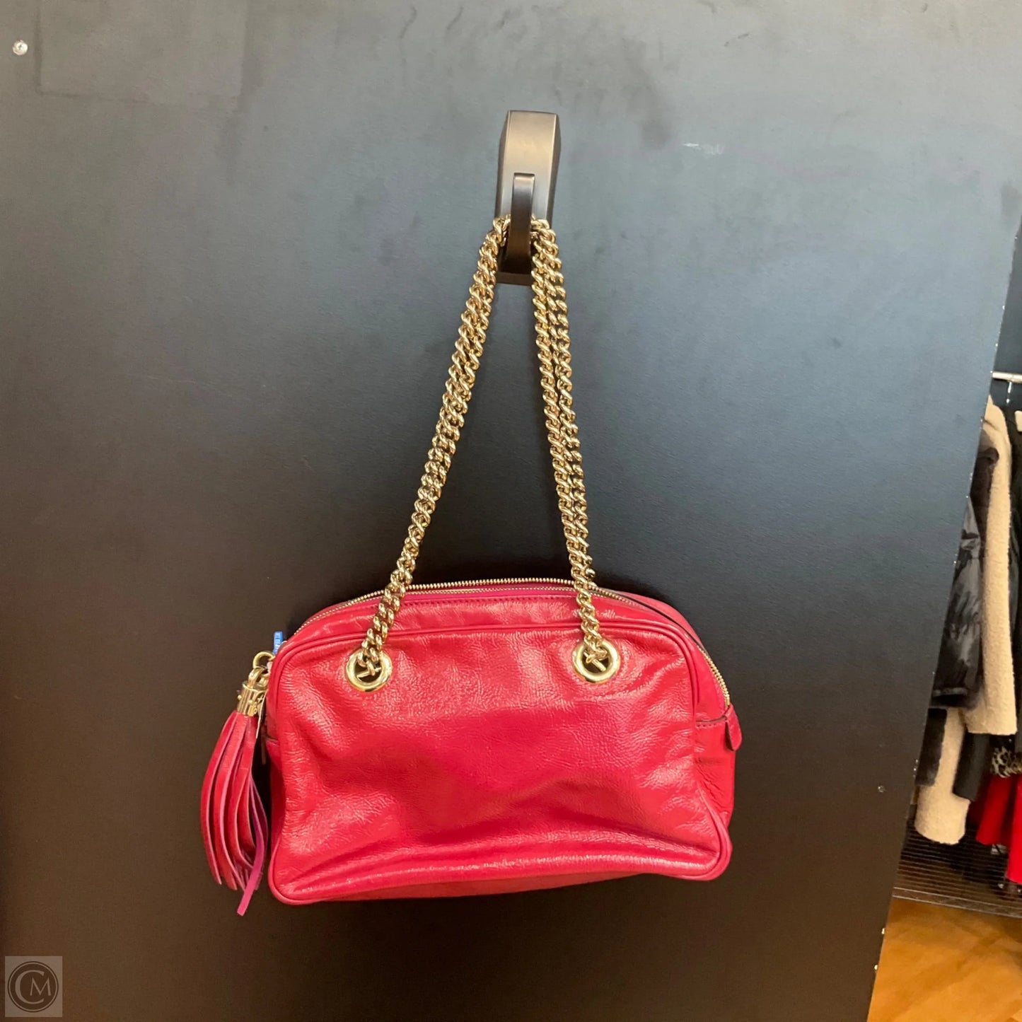 Handbag Luxury Designer By Gucci, Size: Medium