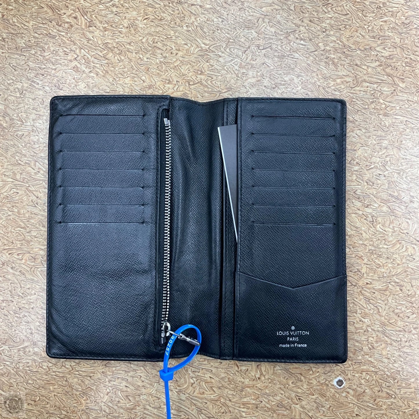 Wallet Luxury Designer By Louis Vuitton, Size: Medium