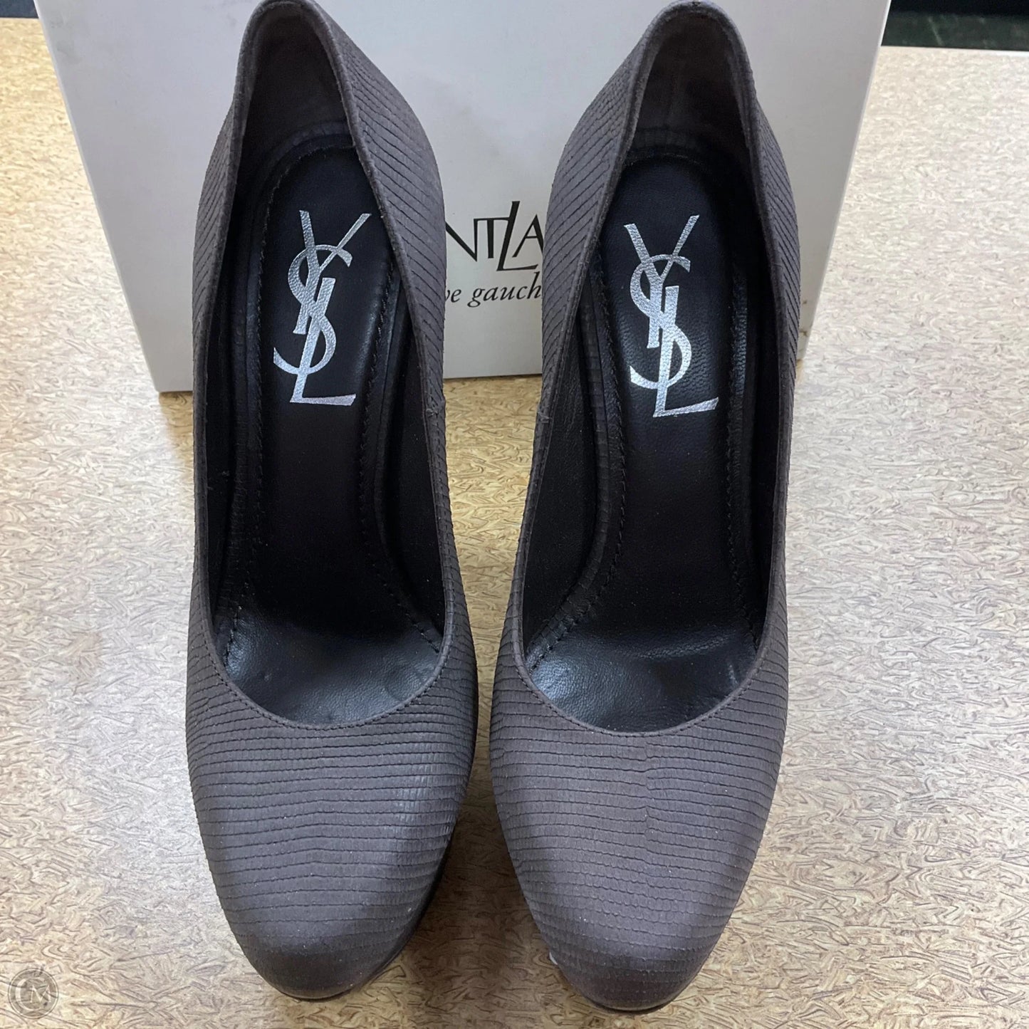 Shoes Luxury Designer By Yves Saint Laurent In Brown, Size: 5.5