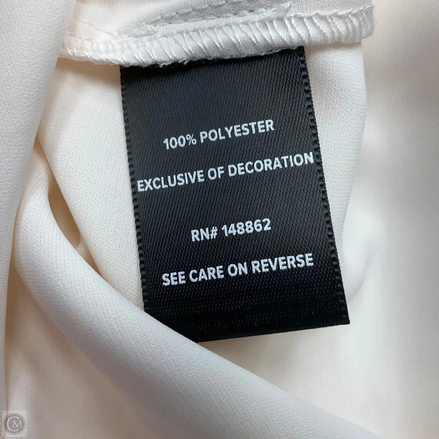 Top Short Sleeve By Torrid In White, Size: 3x