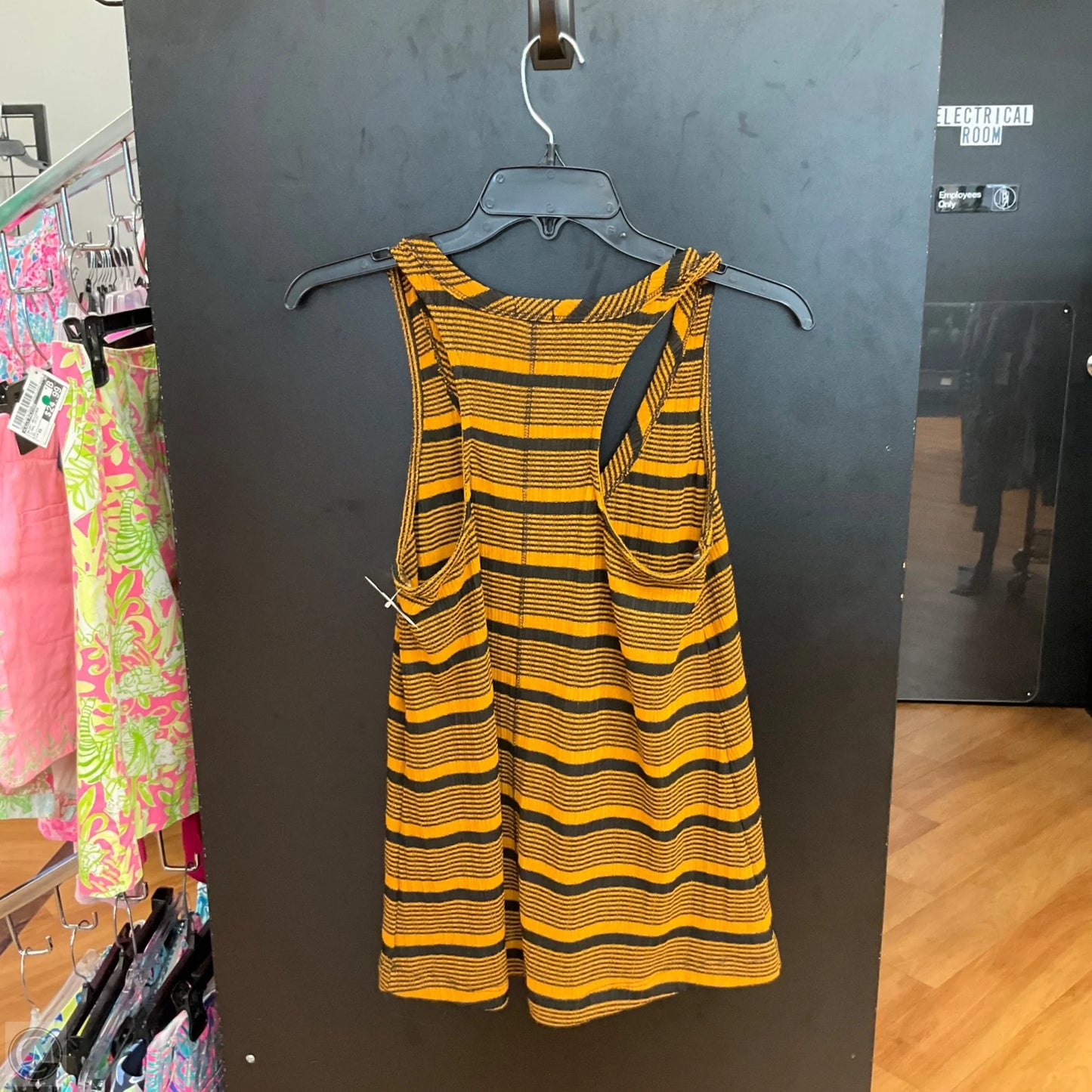 Top Sleeveless By Peyton Jensen In Striped Pattern, Size: S
