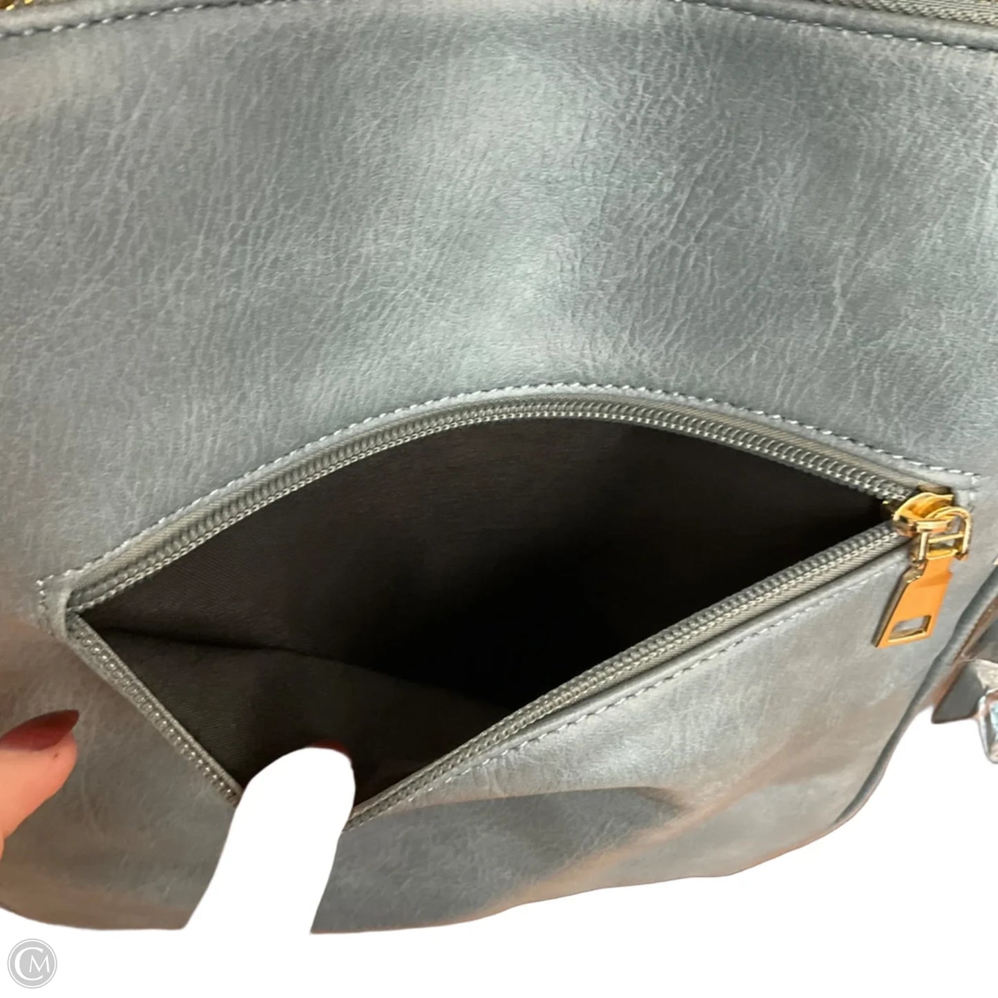 Crossbody By Mia, Size: Medium