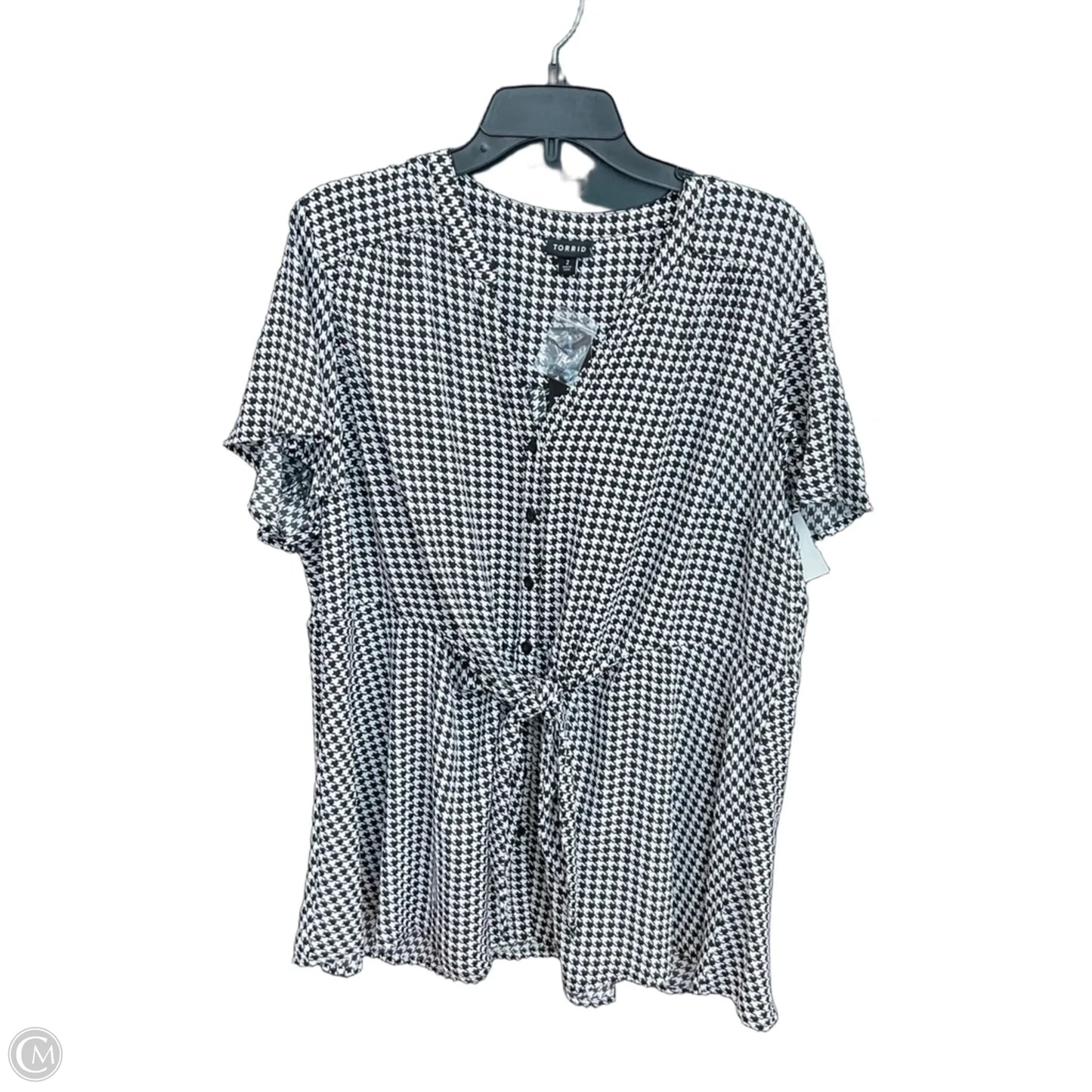 Top Short Sleeve By Torrid In Black & White, Size: 2x