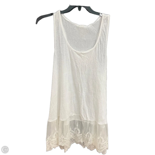 Top Sleeveless By Umgee In White, Size: L