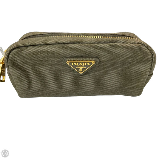 Makeup Bag Luxury Designer By Prada, Size: Small