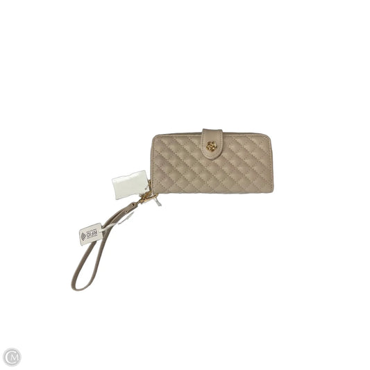 Wristlet By Cmc, Size: Medium