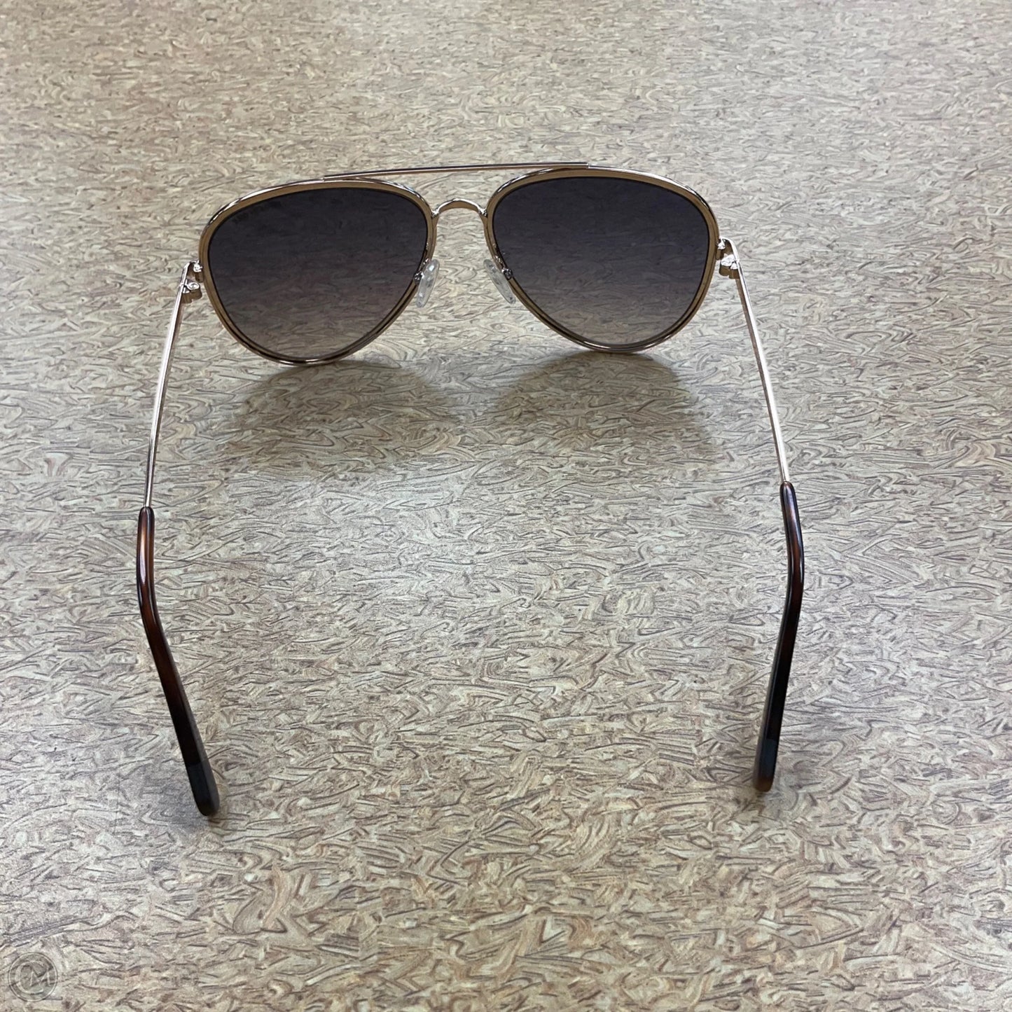Sunglasses By Kenneth Cole, Size: Medium