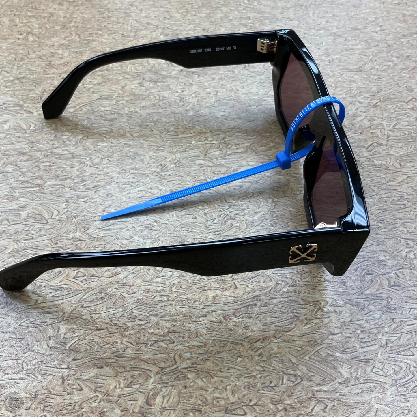 Sunglasses Luxury Designer By Off-white, Size: Small