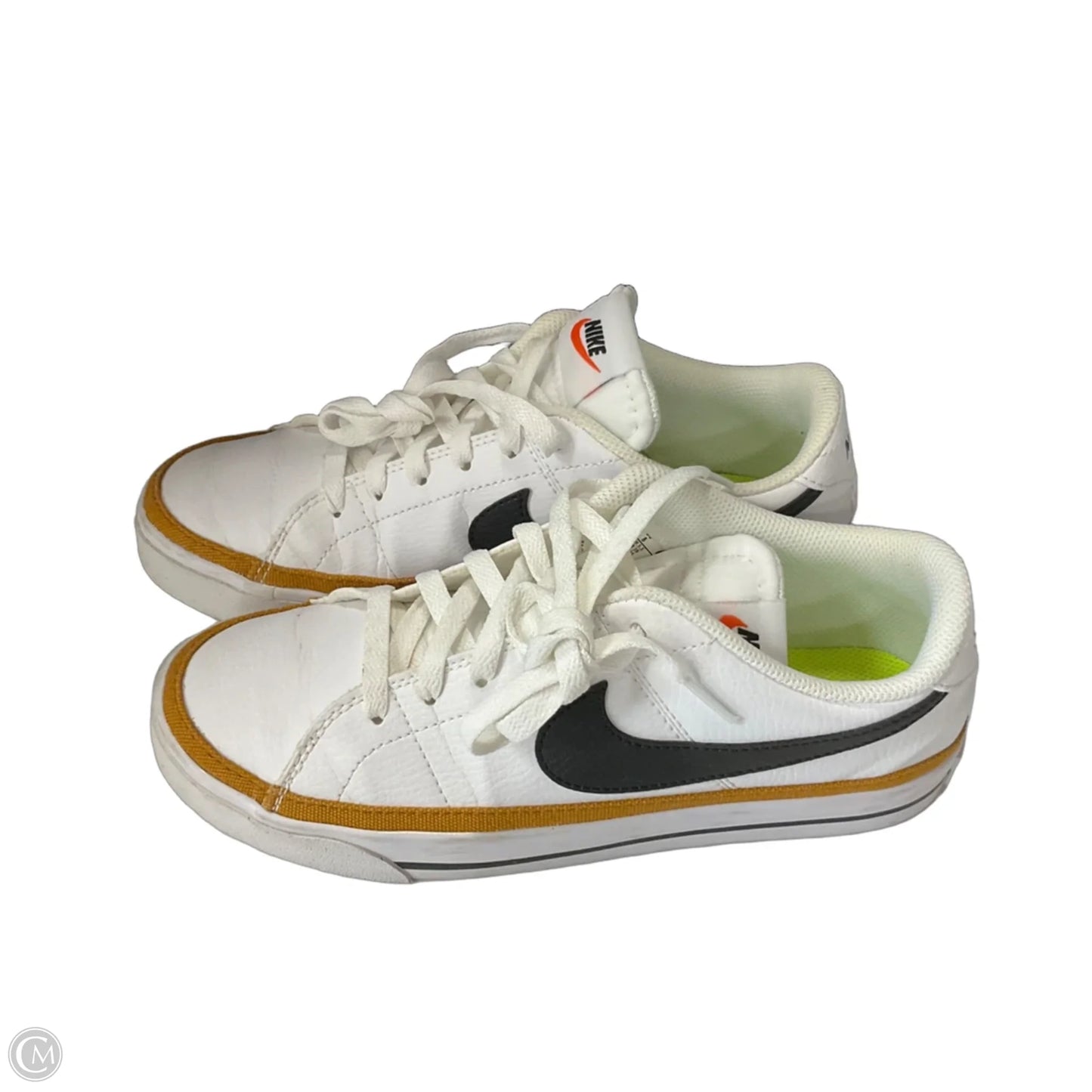 Shoes Sneakers By Nike In White, Size: 8