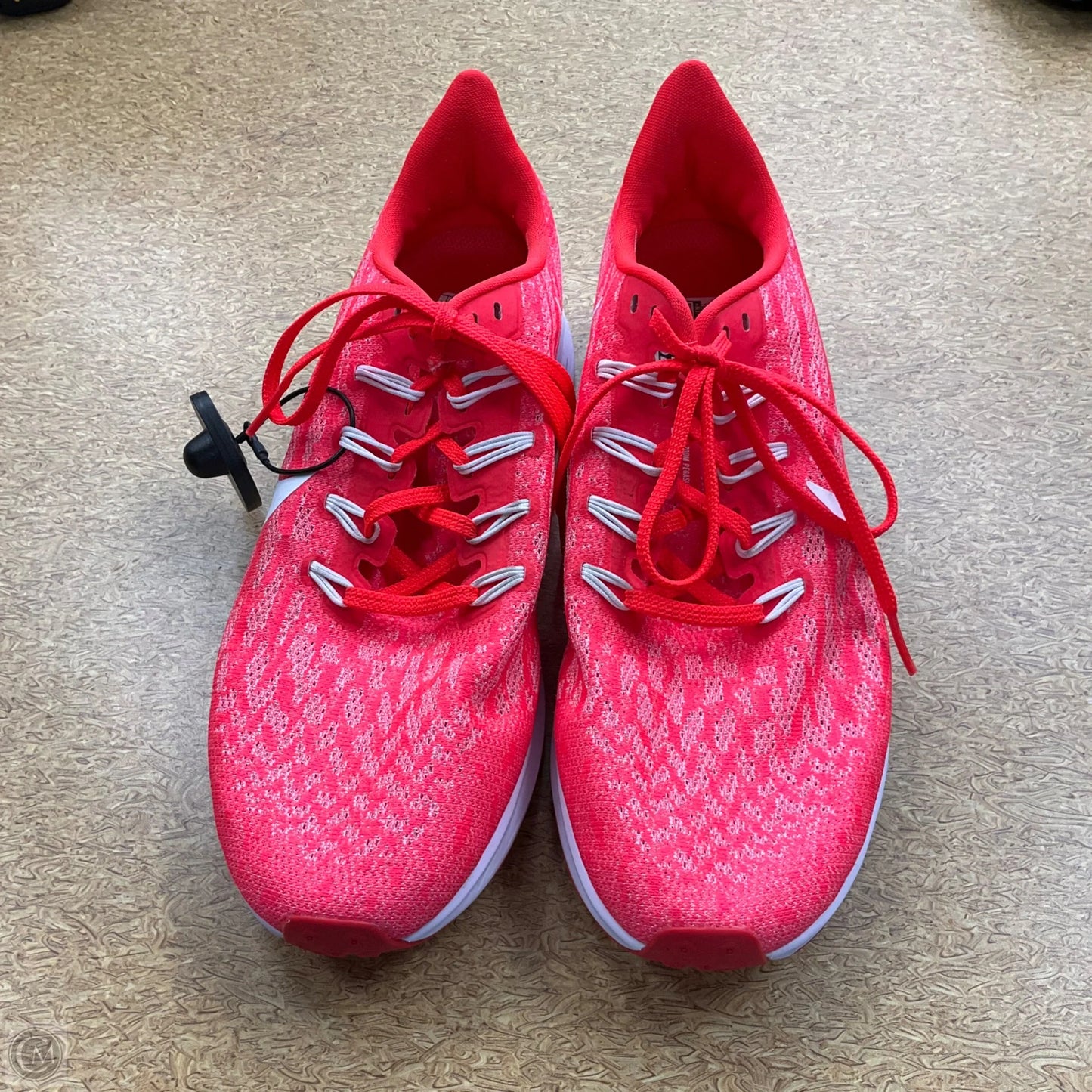 Shoes Athletic By Nike In Coral, Size: 11