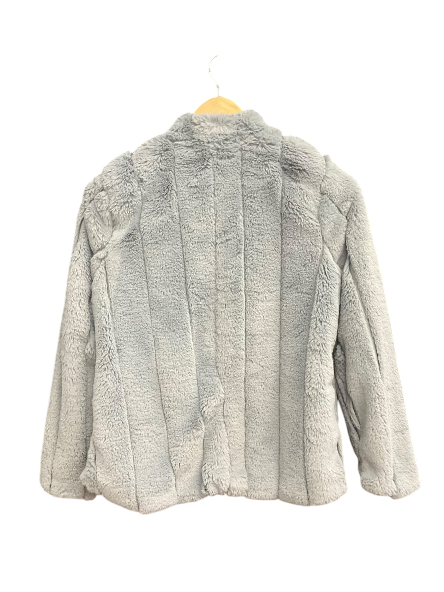 Jacket Faux Fur & Sherpa By Cmc In Grey, Size: S