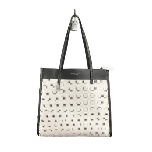 Tote Designer By Marc Jacobs  Size: Medium