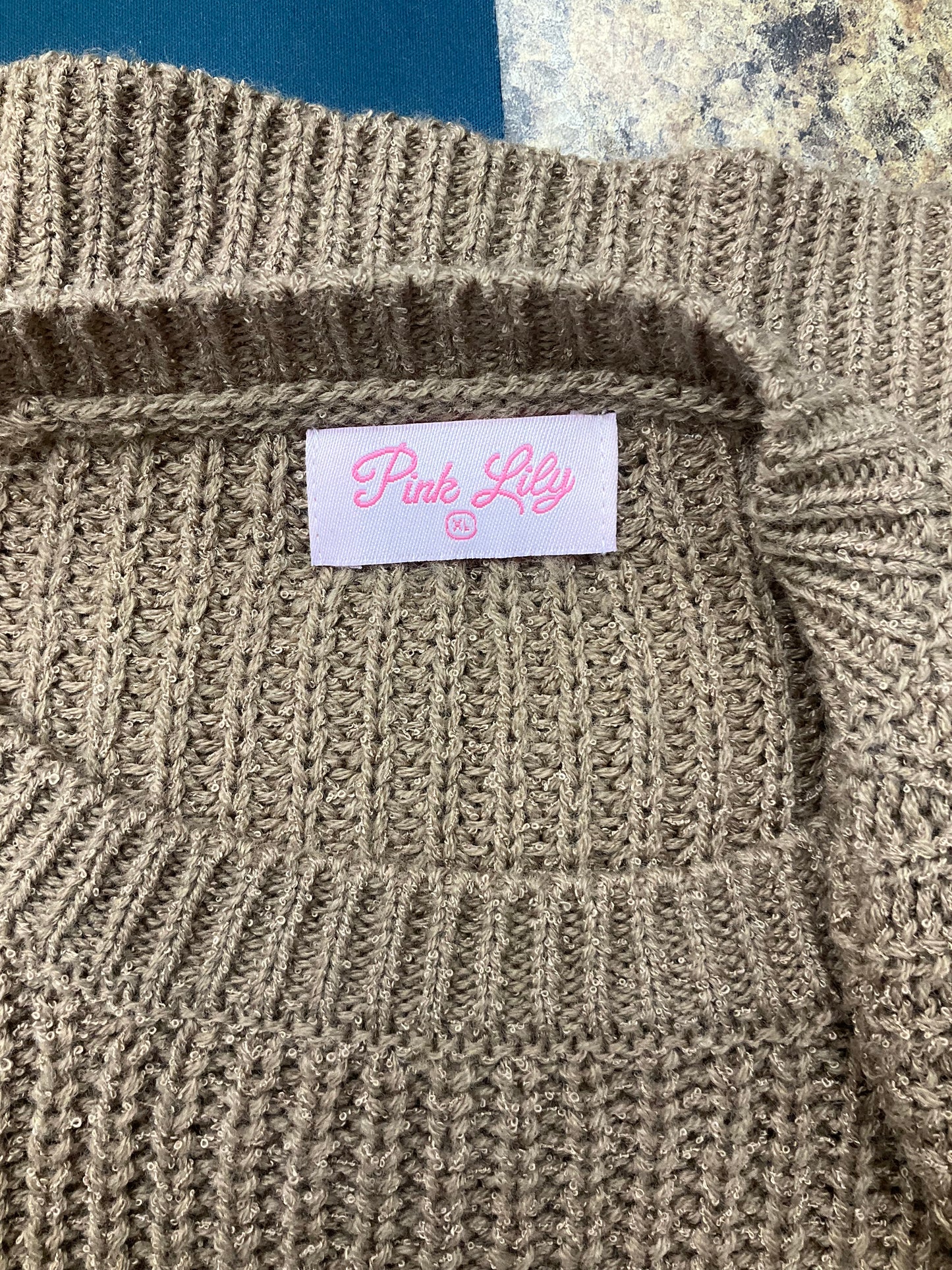Sweater By Pink Lily  Size: Xl