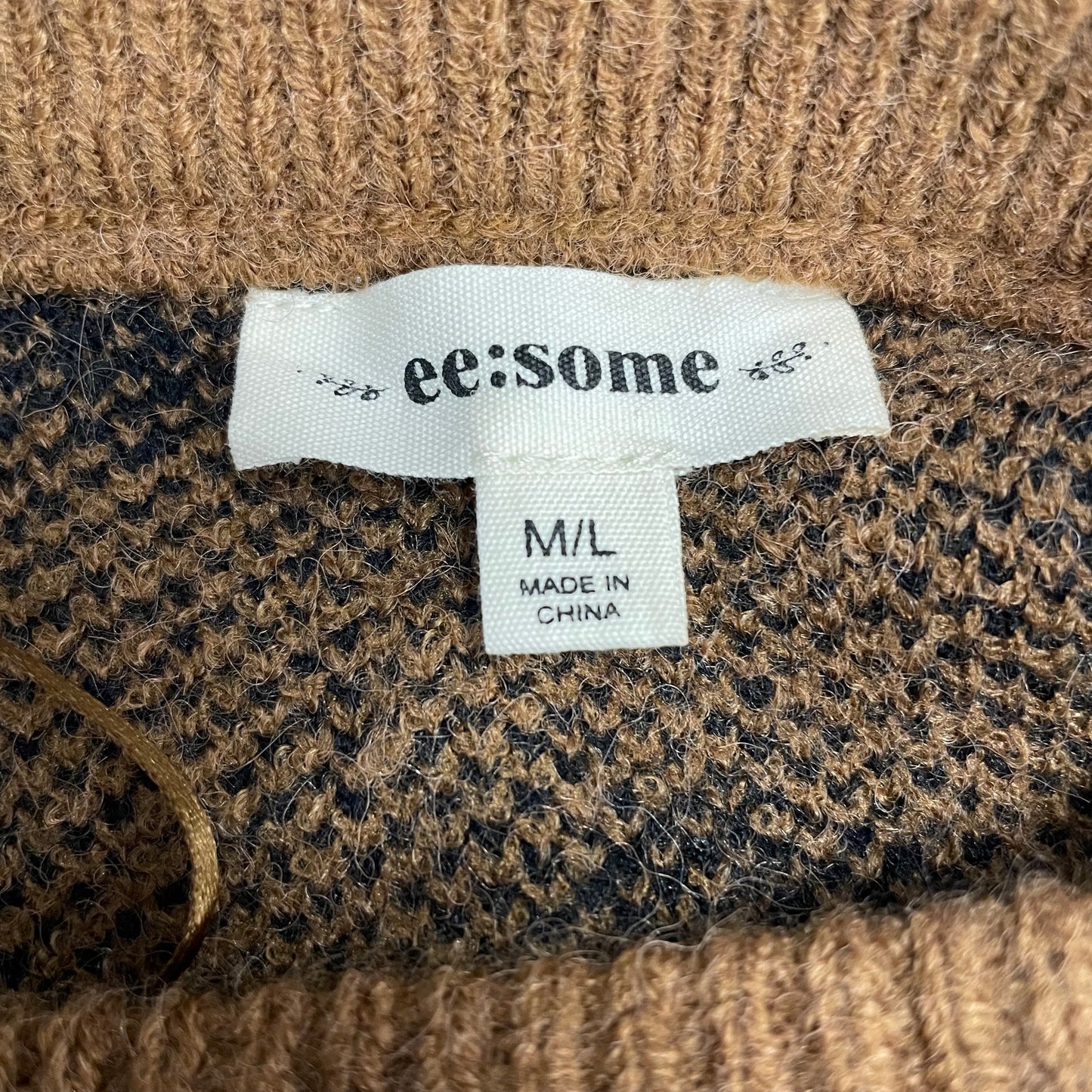 Sweater By Ee Some  Size: M