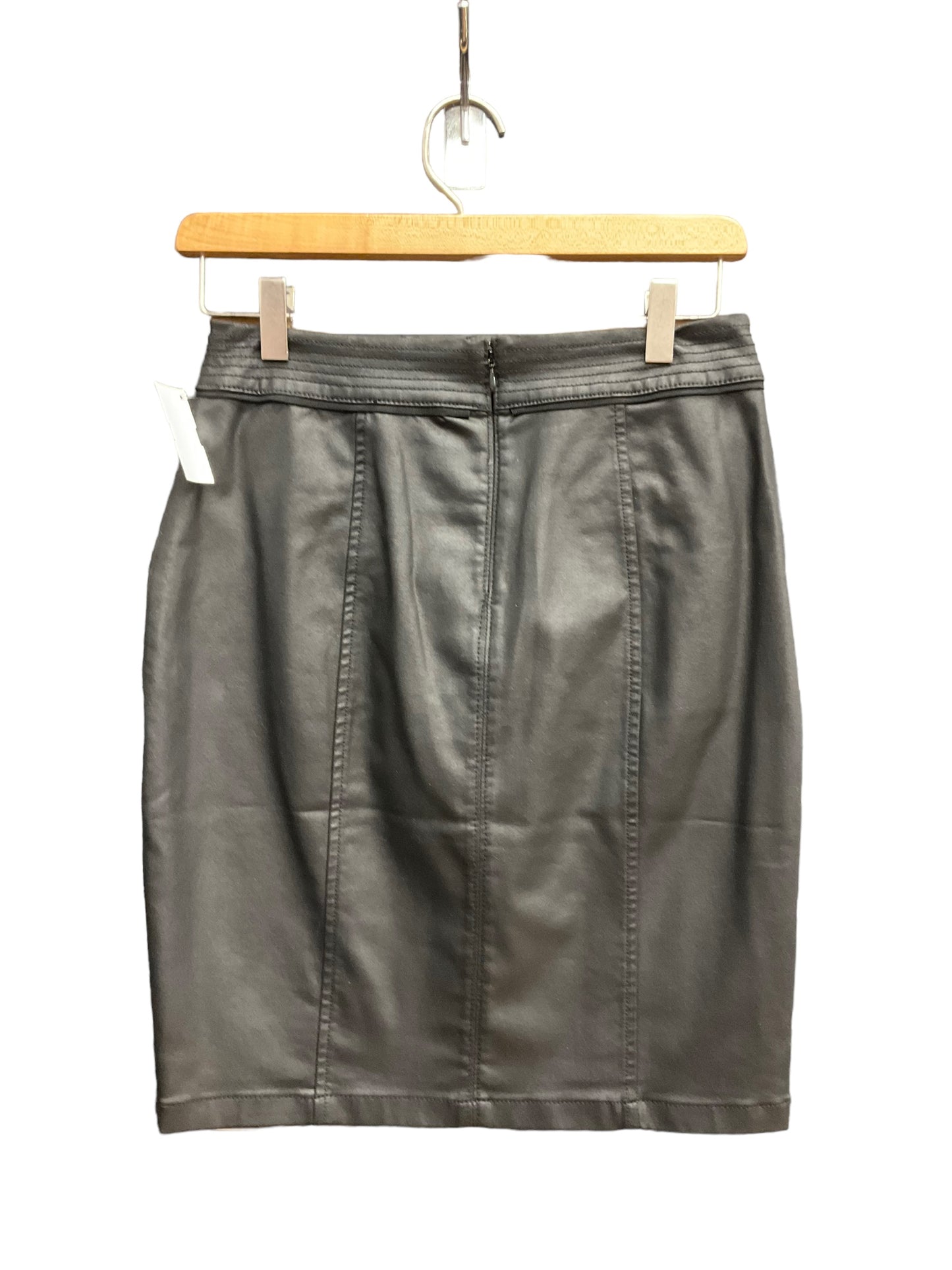 Skirt Mini & Short By White House Black Market  Size: 0